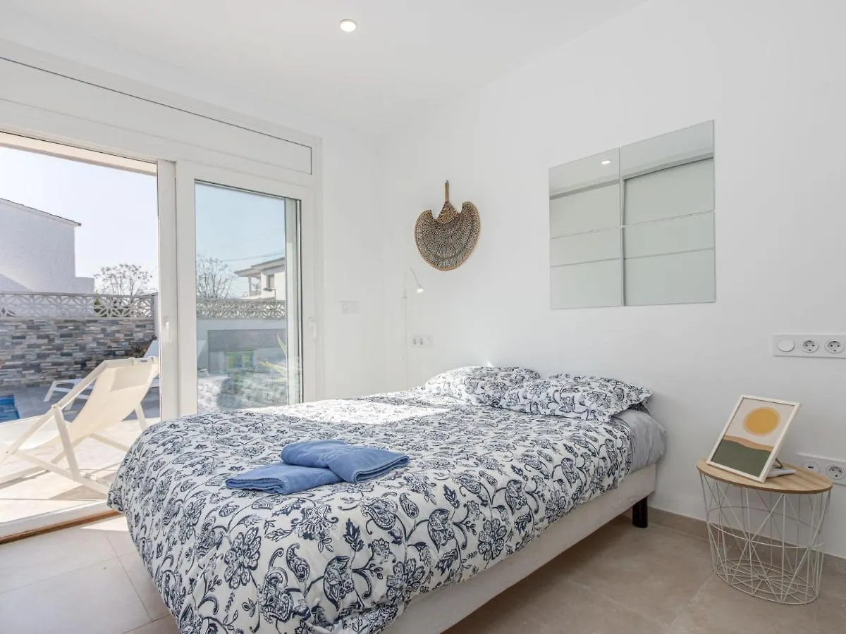 Holiday Home Casa Filisa By Interhome Empuriabrava