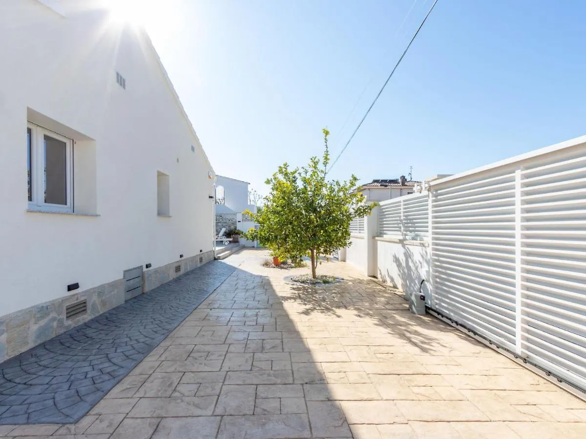 Holiday Home Casa Filisa By Interhome Empuriabrava 0*,  Spain